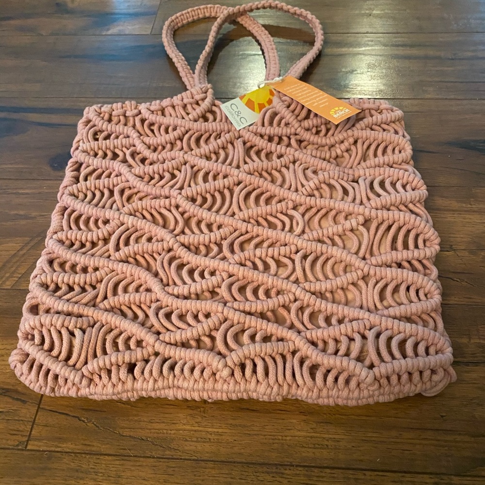C&C CALIFORNIA
Macrame Tote
Blush
